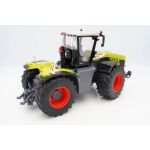 Britains Model traktor CLAAS XERION 5000 1:32 22 cm