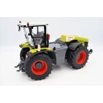 Britains Model traktor CLAAS XERION 5000 1:32 22 cm