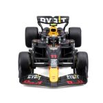 Bburago 1:43 RACE Formula F1 - Red Bull Racing RB20 (2024) #11 (Sergio Pérez) - with driver and deco