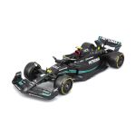 Bburago 1:24 RACE Formula F1 - Mercedes-AMG F1 W14 E (2023) #44 Lewis Hamilton with driver and decor