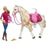 Barbie a chodící kůň