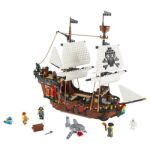 LEGO Creator 31109  Pirátská loď