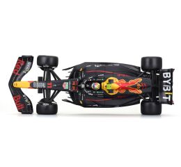 Bburago 1:18 Formule F1 Oracle Red Bull Racing RB19(2023) nr.11 Sergio Pérez s řidičem