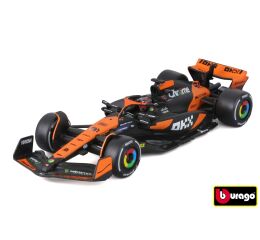 Bburago 1:43 RACE Formula F1 - McLaren F1 Team MCL38 (2024) #81 O. Piastri - Senna Edition with driv