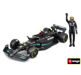 Bburago 1:24 RACE Formula F1 - Mercedes-AMG F1 W14 E (2023) #44 Lewis Hamilton with driver and decor