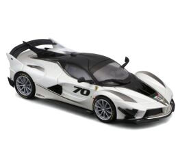 Bburago 1:43 Ferrari Racing FXX-K EVO 2017 white/black