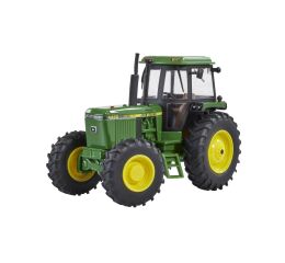 Britains model traktor JOHN DEERE 4450 1:32 15 cm