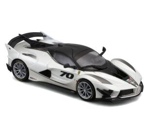 Bburago 1:43 Ferrari Racing FXX-K EVO 2017 white/black