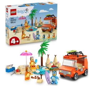 LEGO® Bluey 11202 Bluey a rodinný výlet autem na pláž