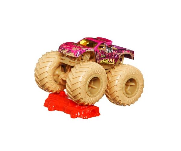 HW MONSTER TRUCKS KASKADÉRSKÉ KOUSKY ASST