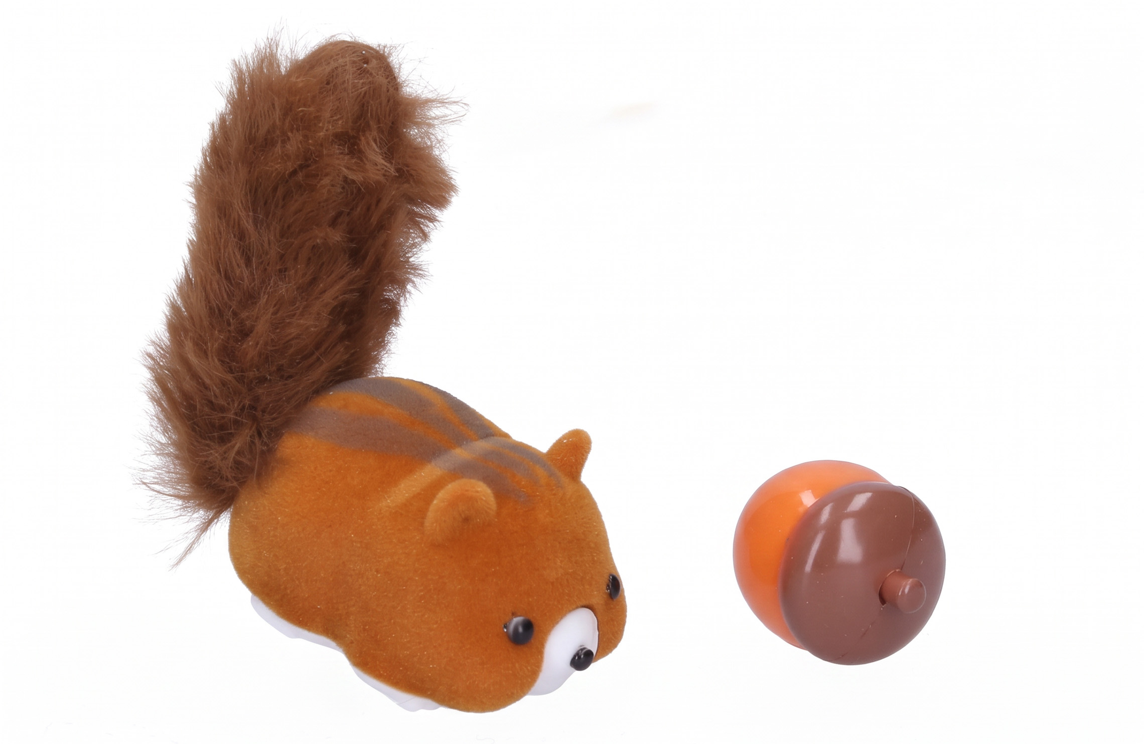 Veverka jezdící s oříškem 6 cm